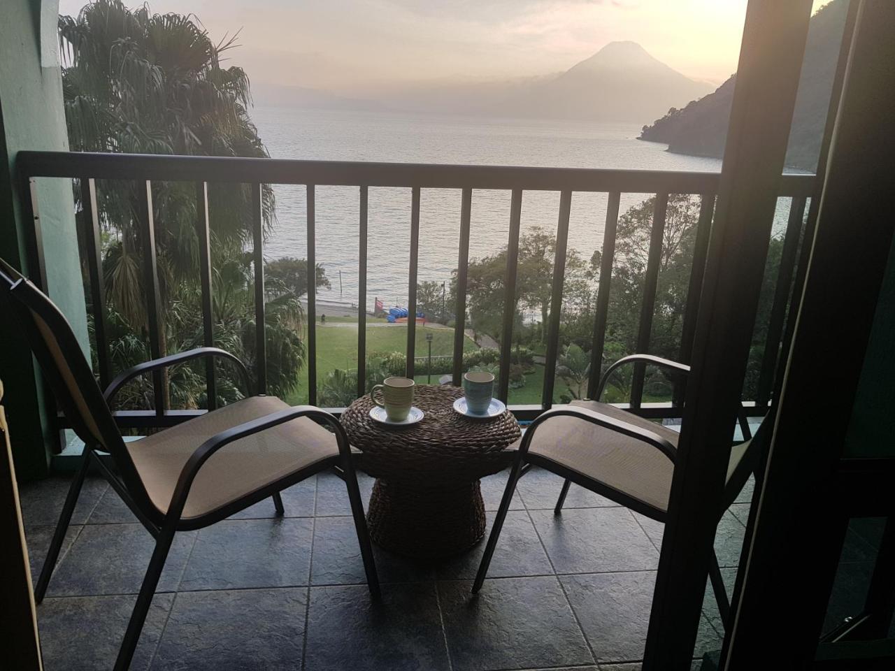 The Paradise Of Atitlan Suites - Free Breakfast Supplies Panajachel Extérieur photo