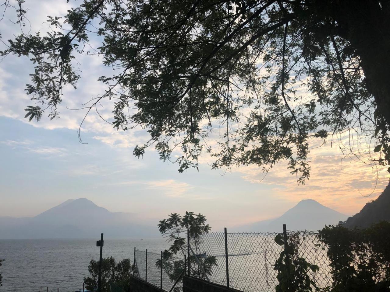 The Paradise Of Atitlan Suites - Free Breakfast Supplies Panajachel Extérieur photo