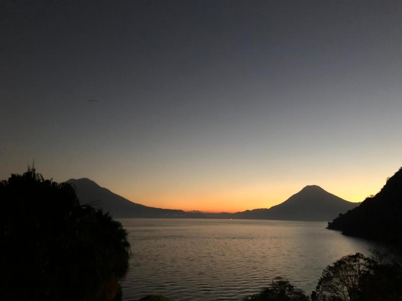 The Paradise Of Atitlan Suites - Free Breakfast Supplies Panajachel Extérieur photo