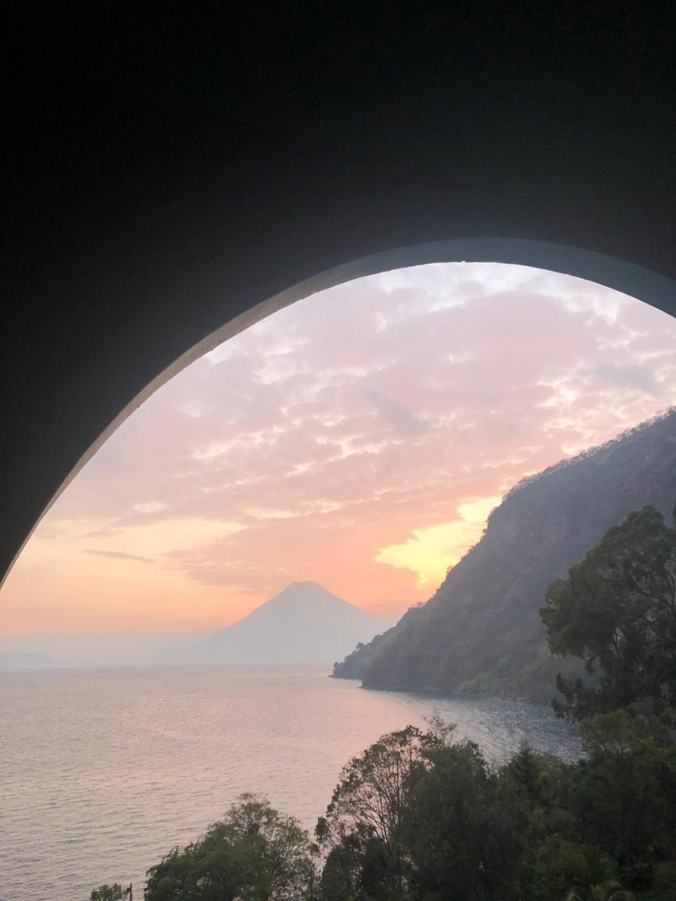 The Paradise Of Atitlan Suites - Free Breakfast Supplies Panajachel Extérieur photo